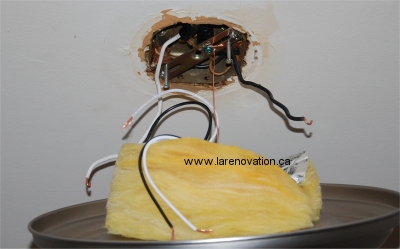 Photo du support à plafonnier une fois installé