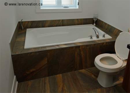 Photo d'une baignoire encastrable une fois install�e