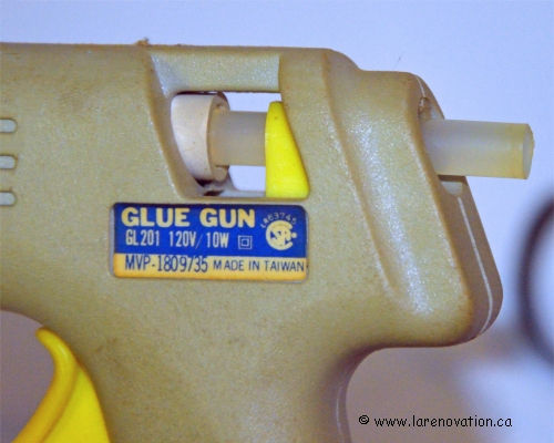 Photo du b�ton de colle chaude