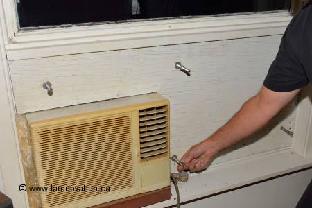 Fixation des boulons des panneaux de contreplaqu�