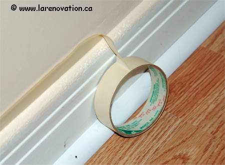 Peindre une plinthe sans traces avec du ruban � masquer