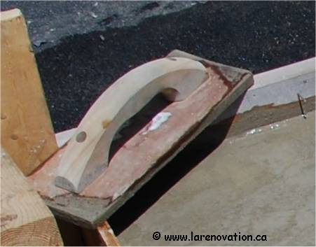 Truelle � ciment en bois