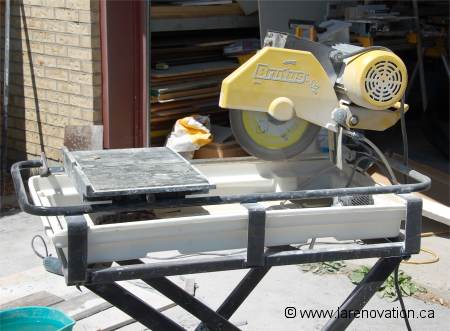 Photo de scie pour couper les pav�s