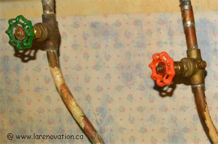 Valves d'entr�e d'eau de la tuyauterie du robinet