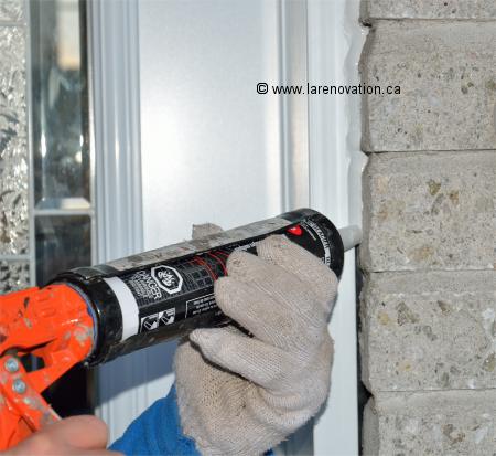 Photo du calfeutrage de la porte d'entr�e